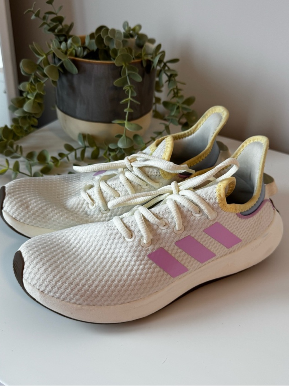 Adidas women running sneakers white pink stripe cloudfoam size 7 - Picture 2 of 6